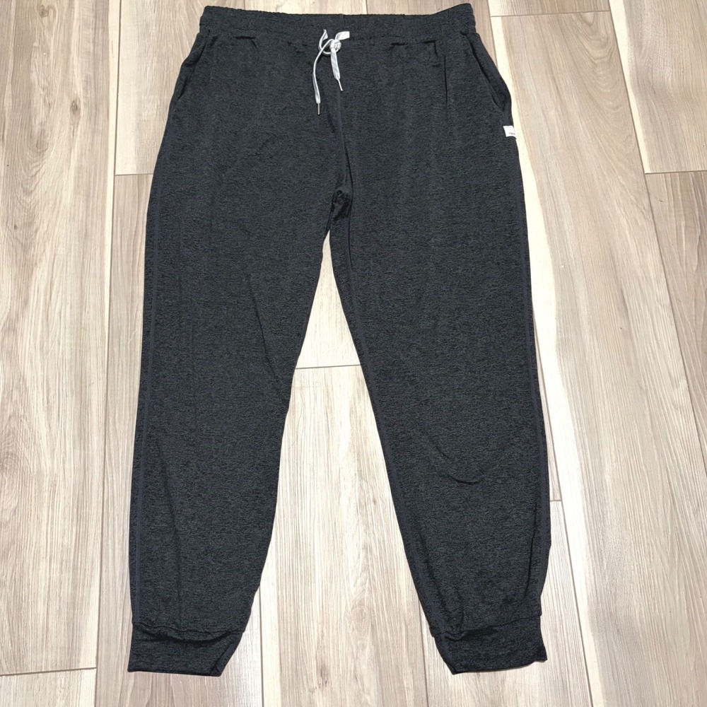 Vuori Performance Joggers Charcoal Heather Gray Elastic Waist Drawstring Pants